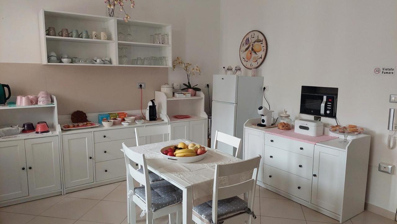 B&B La Perla Bianca Sassari Bagian luar foto